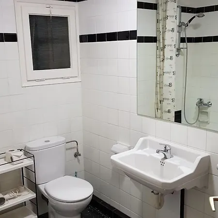 Residencia Catalina 3*