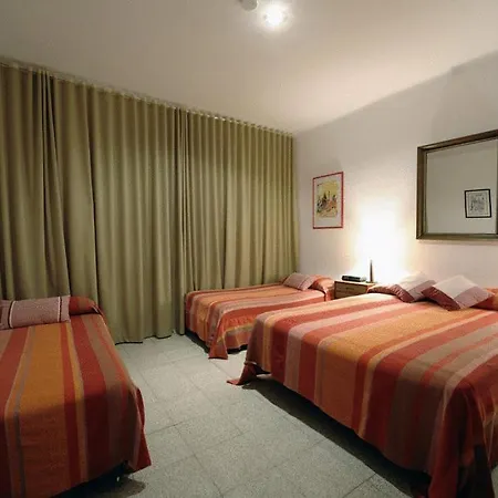 Pensión Residencia Catalina Palamós